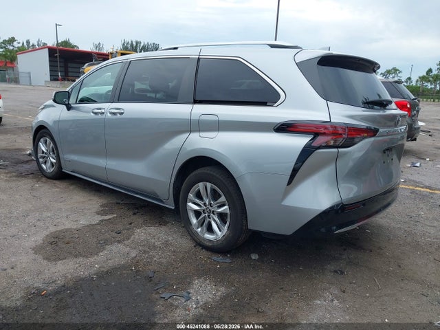 Toyota Sienna Limited