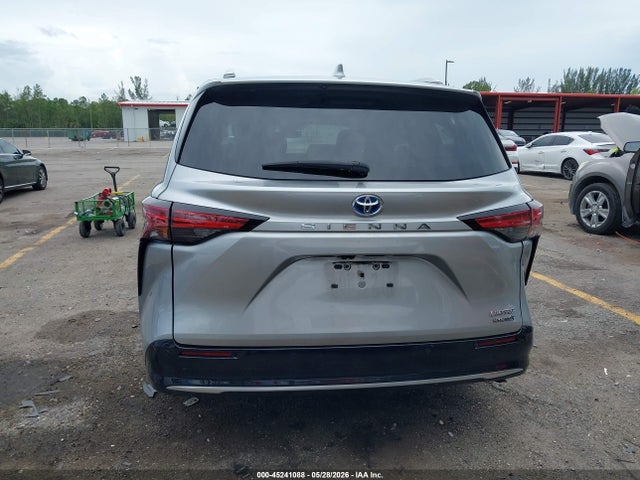Toyota Sienna Limited