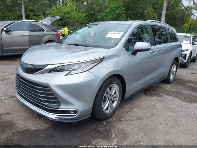 Toyota Sienna Limited