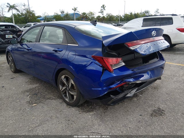 Hyundai ELANTRA Sel