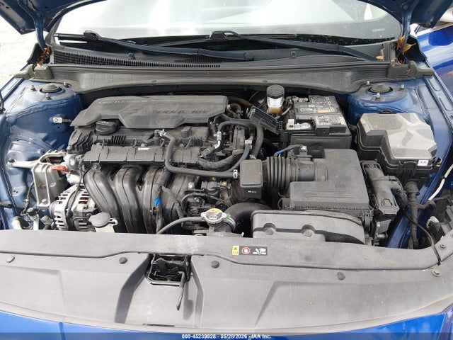 Hyundai ELANTRA Sel