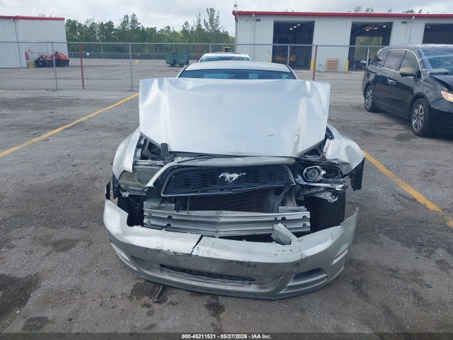 Ford Mustang V6