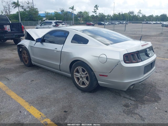 Ford Mustang V6