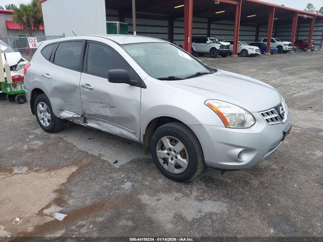 Salvage Nissan Rogue Image