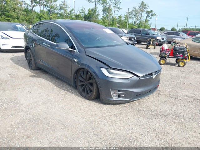 2016 Tesla Model X 5YJXCBE23GF******