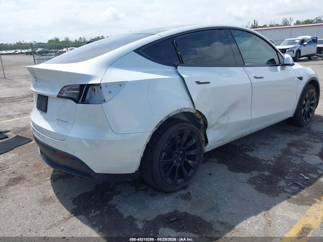 Tesla Model Y Long Range Dual Motor All-wheel Drive