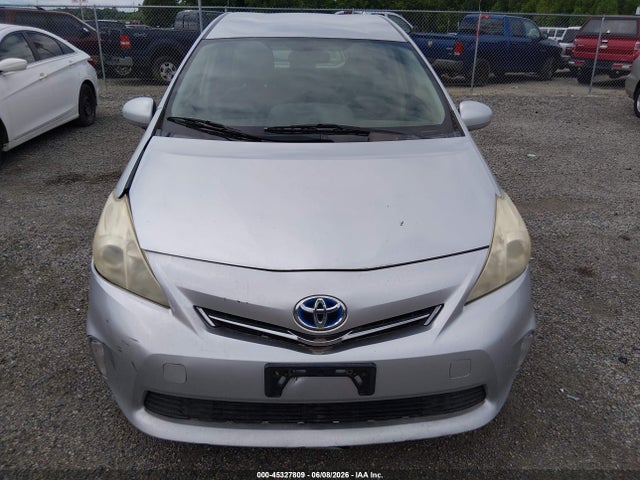 Toyota Prius v Three