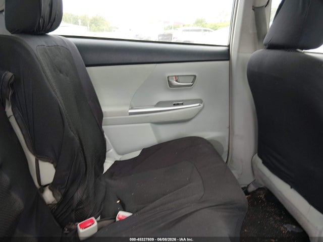 Toyota Prius v Three