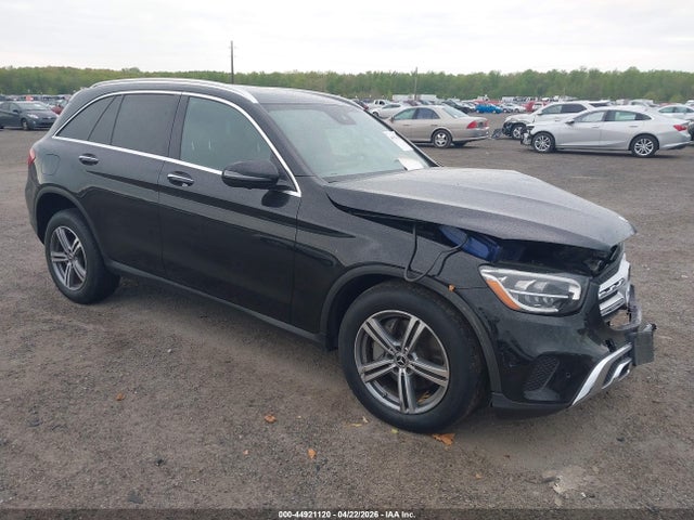 Salvage Mercedes-Benz GLC Image