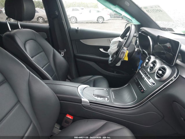 Mercedes-Benz GLC Suv