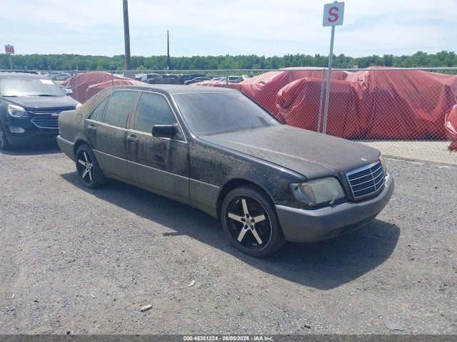 Salvage Mercedes-Benz 400 Image