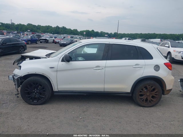 Mitsubishi Outlander 2.0 Le