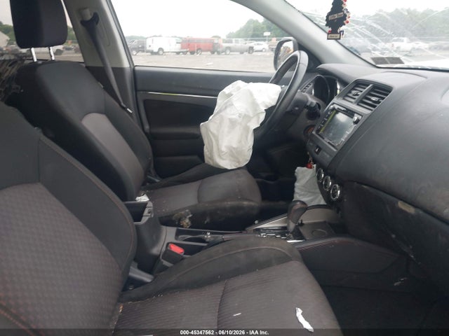 Mitsubishi Outlander 2.0 Le
