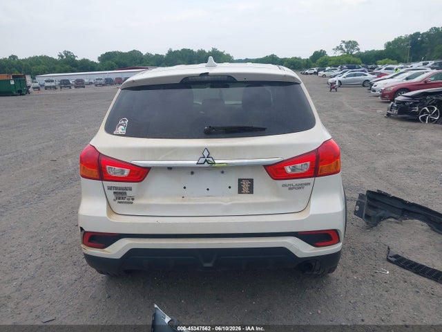 Mitsubishi Outlander 2.0 Le