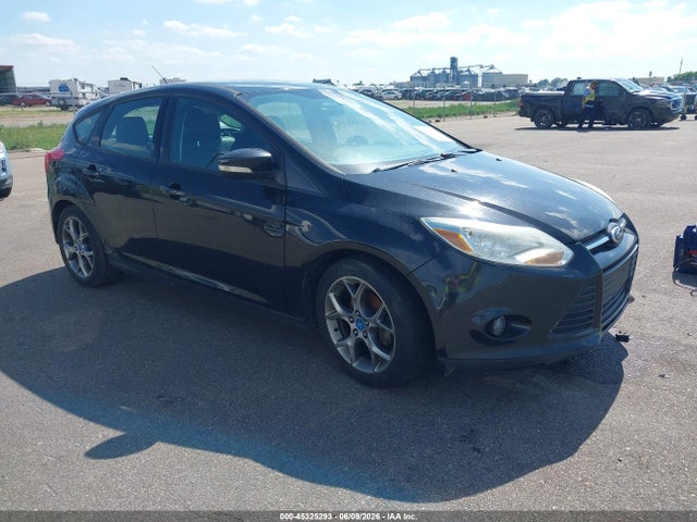 Salvage Ford Focus Image