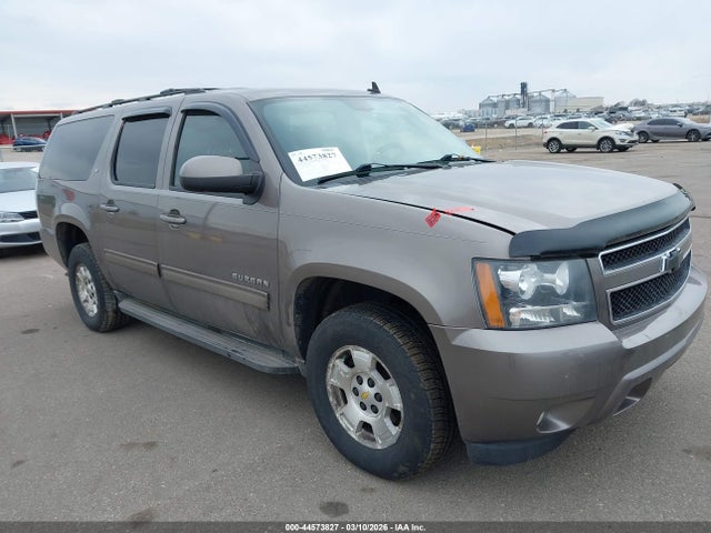 Salvage Chevrolet Suburban 1500 Image