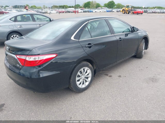 Toyota Camry Le