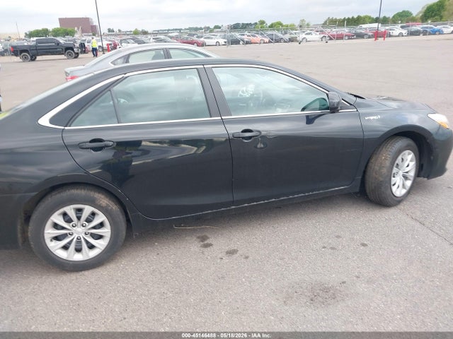 Toyota Camry Le