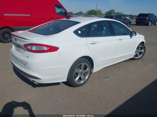 Ford Fusion Se