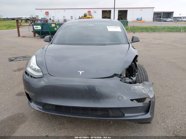 Tesla Model 3 Long Range Dual Motor All-wheel Drive