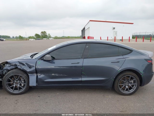 Tesla Model 3 Long Range Dual Motor All-wheel Drive