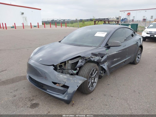 Tesla Model 3 Long Range Dual Motor All-wheel Drive