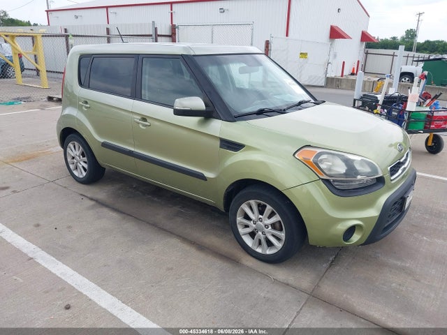 Salvage Kia Soul Image