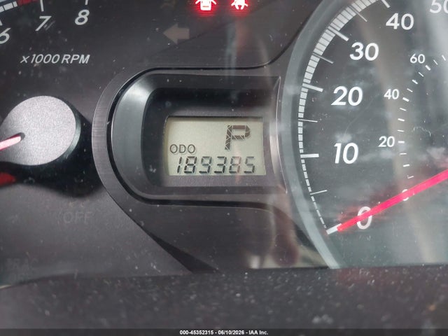 Toyota Sienna Le V6