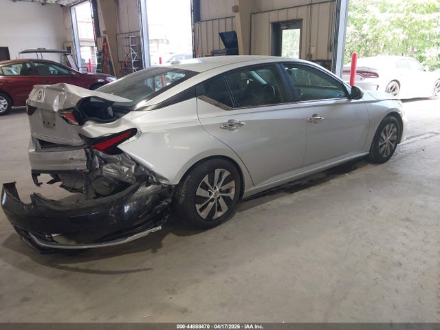 Nissan Altima S Fwd