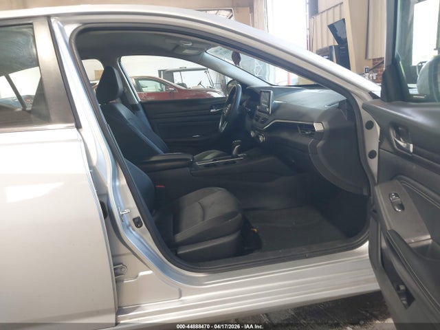 Nissan Altima S Fwd