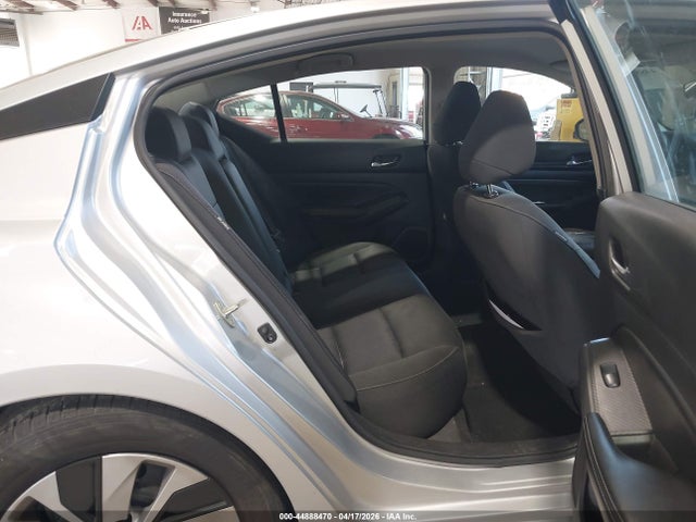 Nissan Altima S Fwd