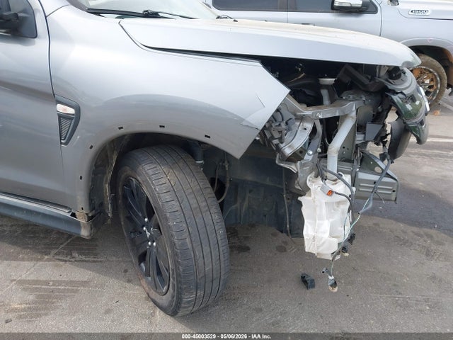 Mitsubishi Outlander 2.0 Le Awc
