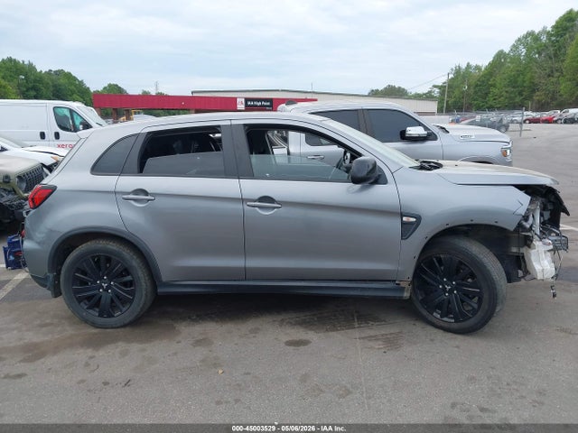 Mitsubishi Outlander 2.0 Le Awc