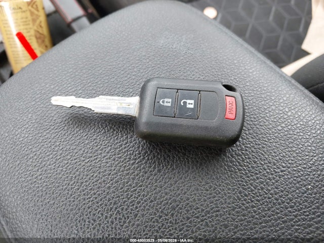 Mitsubishi Outlander 2.0 Le Awc
