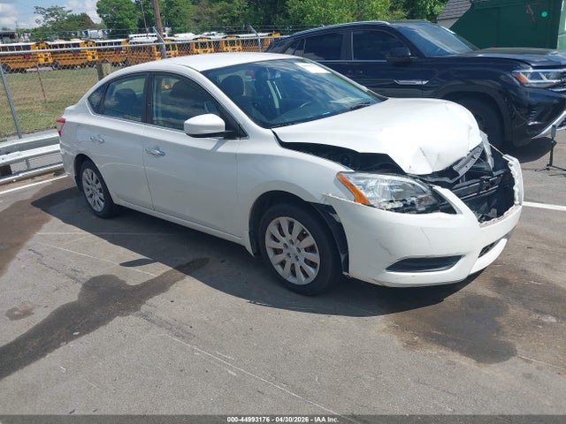 Salvage Nissan Sentra Image