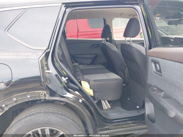 Nissan Rogue S Fwd