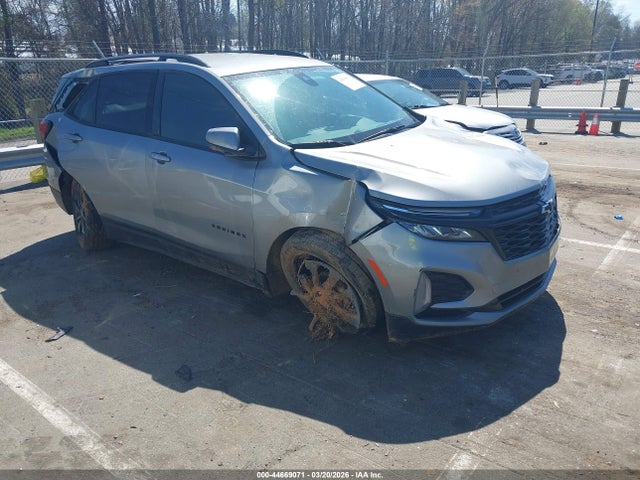 Salvage Chevrolet Equinox Image