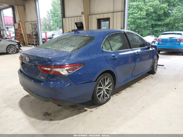 Toyota Camry Xle Hybrid