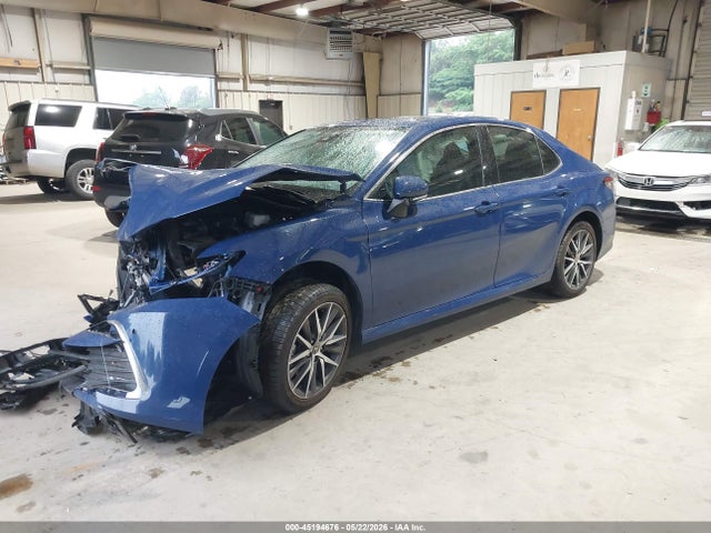 Toyota Camry Xle Hybrid