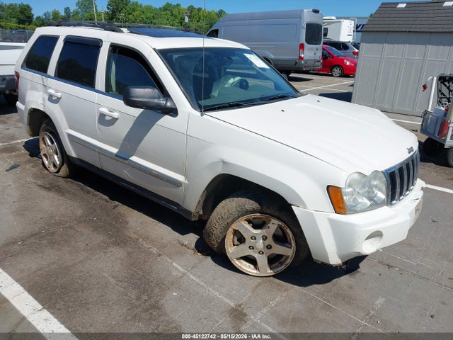Salvage Jeep Grand Cherokee Image