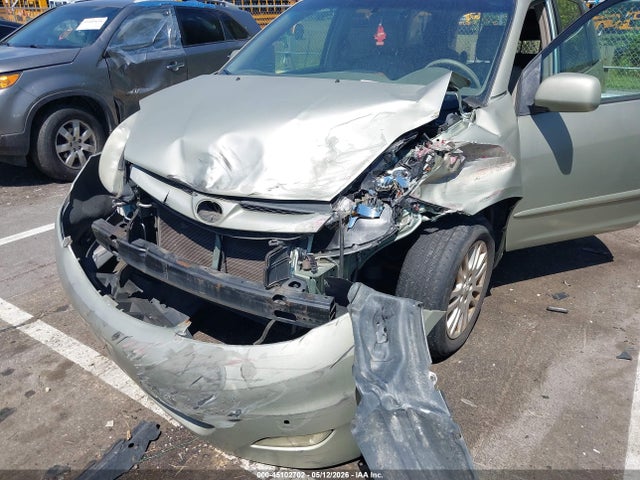Toyota Sienna Xle