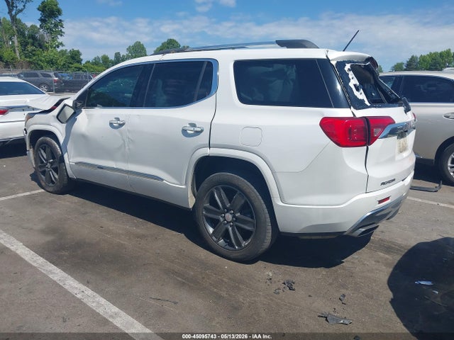 GMC Acadia Denali