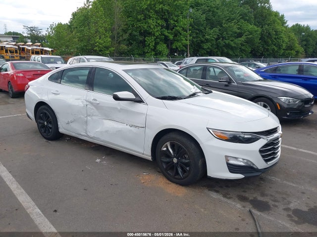 Salvage Chevrolet Malibu Image