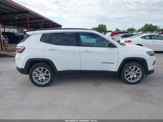 Jeep Compass Latitude Lux Fwd