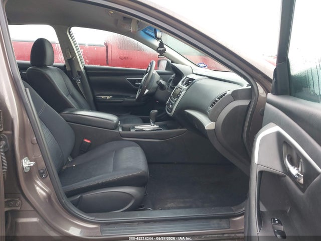 Nissan Altima 2.5 Sv