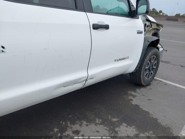 Toyota Tundra Sr5 5.7l V8