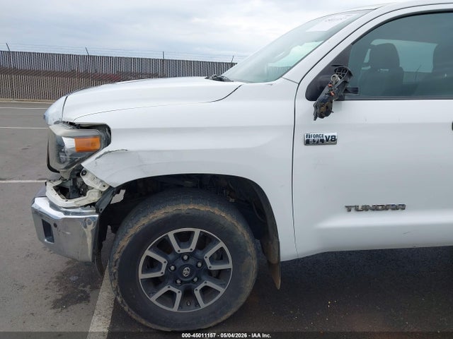 Toyota Tundra Sr5 5.7l V8