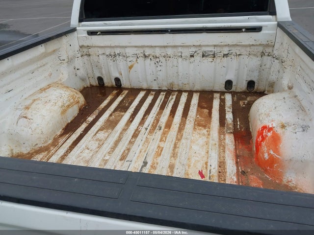 Toyota Tundra Sr5 5.7l V8