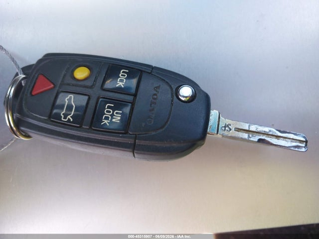 Volvo V70 2.4