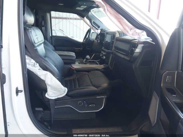 Ford F-150 Platinum